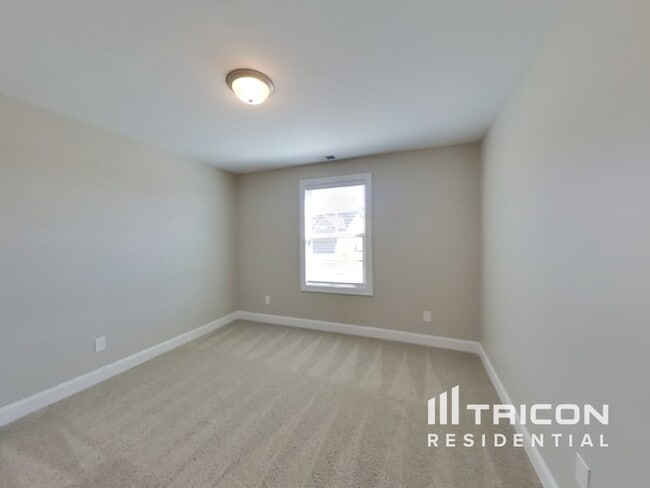 Building Photo - 2513 Fortitude Trail