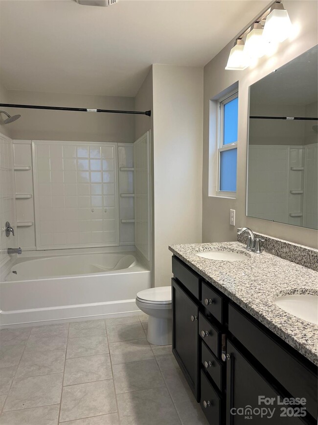 Building Photo - 8637 River Ridge Dr