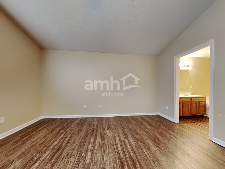 Building Photo - 5805 W Deerview Bend