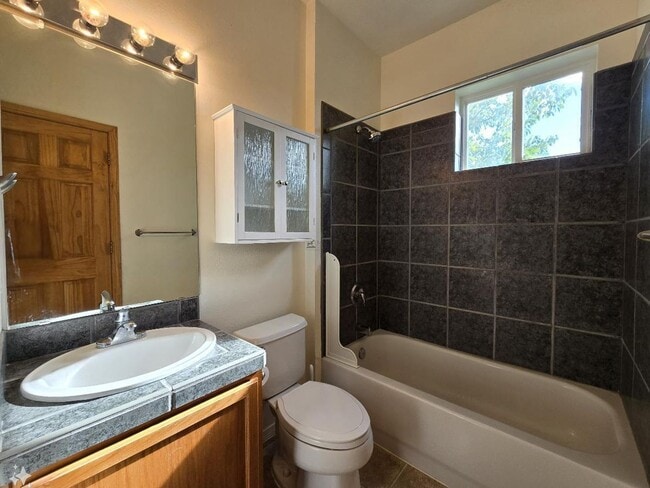 Building Photo - 4252 Falling Star Ln