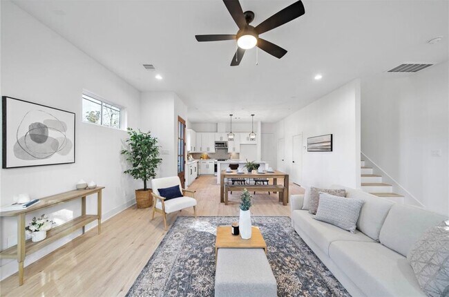 Building Photo - 6404 Highland Pine Ln