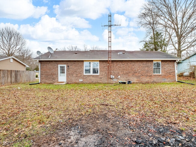 Building Photo - 12386 S Hillview Dr