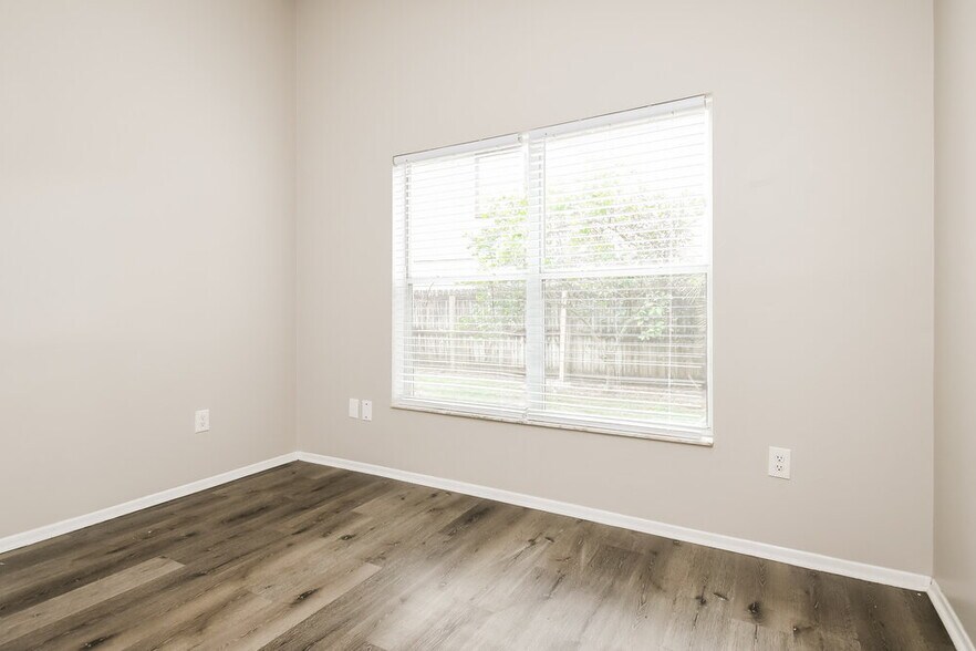 Building Photo - 92 Abbey Hollow Dr