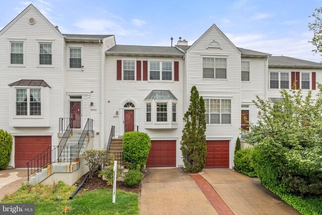 Building Photo - 6804 Signature Cir