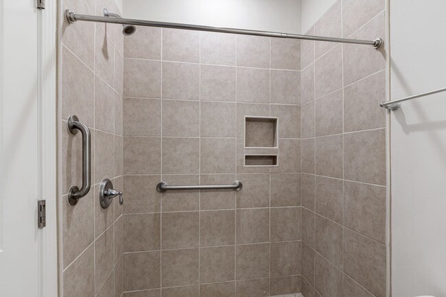 Building Photo - Stylish 4-Bedroom Townhome with Backyard O...