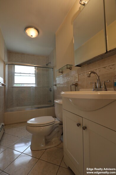 Building Photo - 20 Cummings Rd