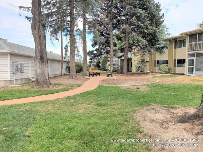 Building Photo - Fully furnished one bedroom
