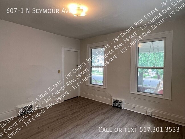 Building Photo - 607-1 N Seymour Ave-