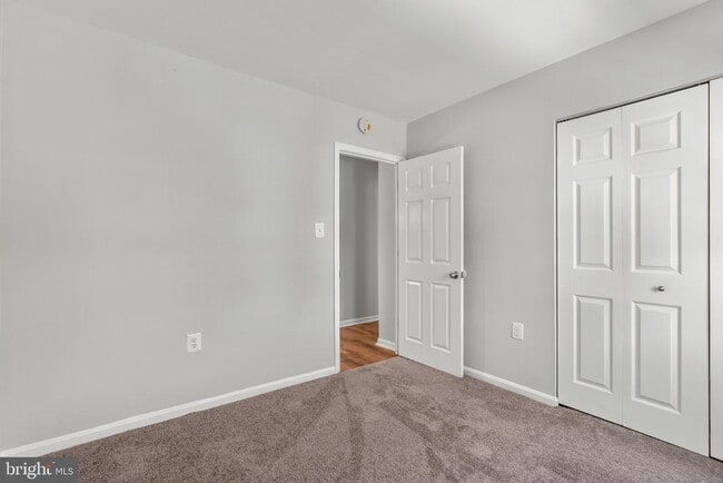 Building Photo - 9130 Bobwhite Cir