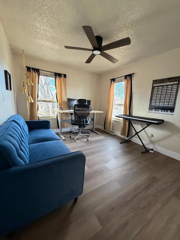 Building Photo - 1708 S Lee St