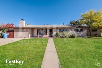 Building Photo - 2118 W Montebello Ave