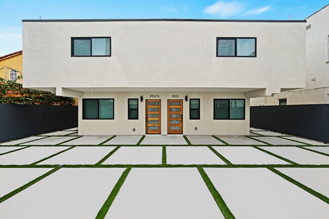 Building Photo - 2920 12th Ave