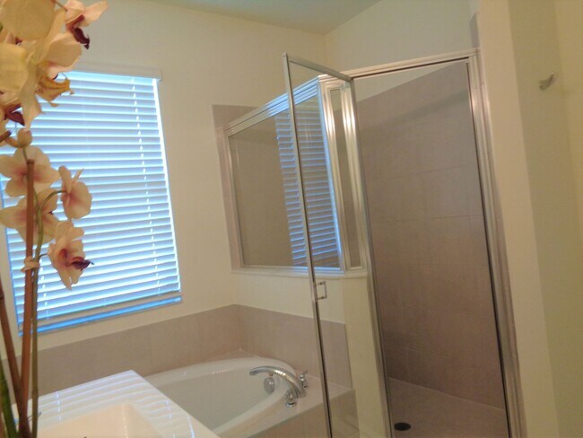 Building Photo - Vero Beach Rentals. Vero Beach Rent, LLC and Property Management Company