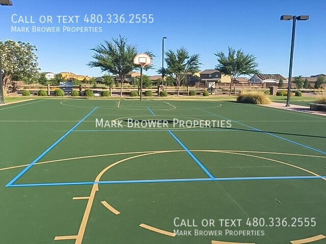 Building Photo - 679 W Mangrove Rd