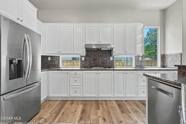 Building Photo - 4614 Via Del Rancho
