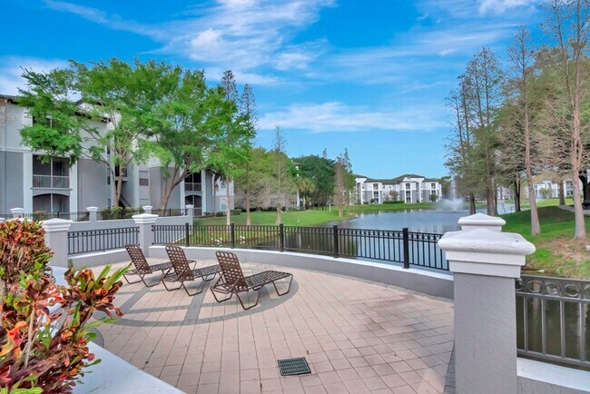 Building Photo - Remodeled and Upgraded -2nd Floor - 1 Bed 1 Bath Condo For Lease