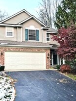 Building Photo - 3910 Old Elm Dr SE