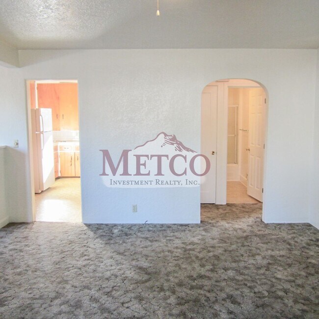 Building Photo - Nice 2 bedroom home in Springfield