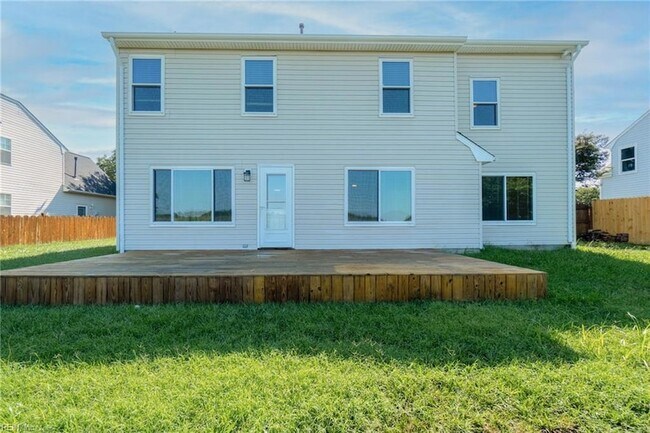 Building Photo - 3305 Fayette Dr