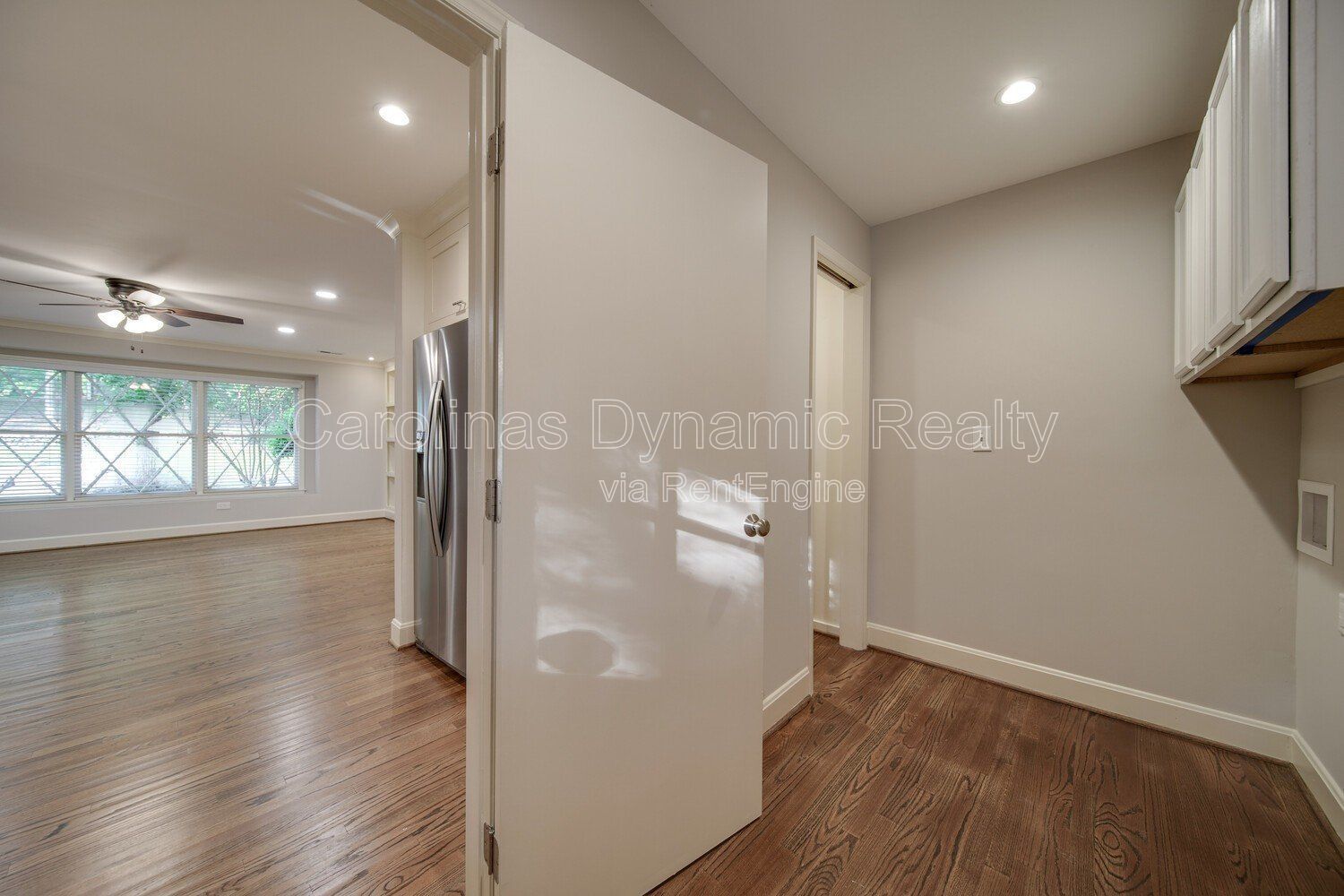 Building Photo - 6700 Castlegate Dr