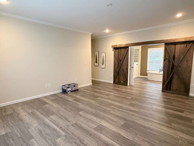 Building Photo - Immaculate Newer 3BR/2BA Brevard Home with Open Layout – Pet-Friendly