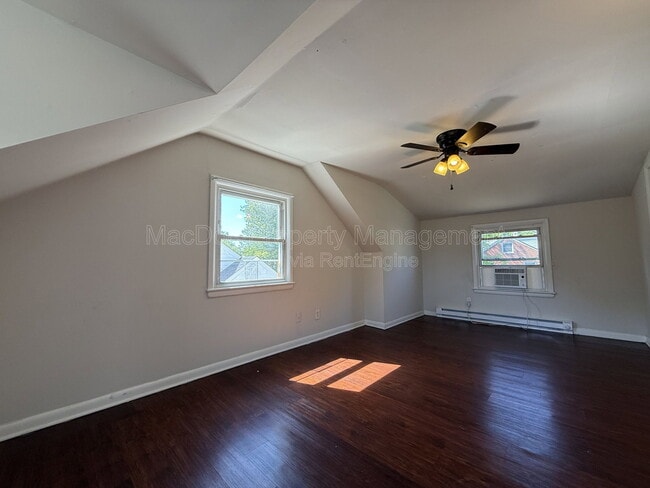 Building Photo - 1500 Airport Ave