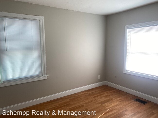 Building Photo - 3 br, 2.5 bath House - 835 Denmark St