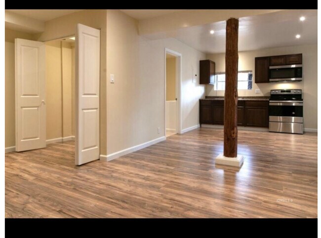 Building Photo - 54055 Pine Crest Ave