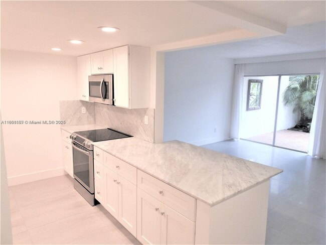 Building Photo - 9807 SW 93rd Terrace