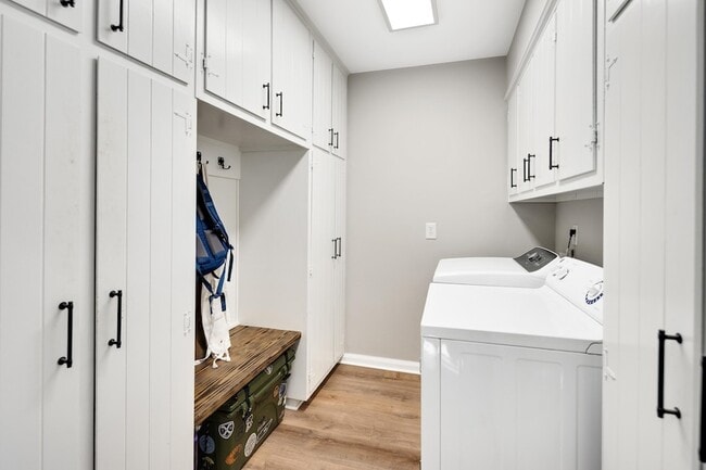 Building Photo - 7691 McHenry Cir N