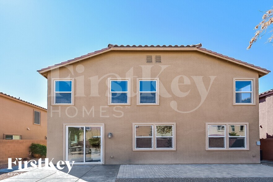 Building Photo - 6694 Wood Thrush Pl