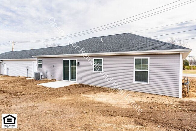 Building Photo - 10547 Old Leo Rd