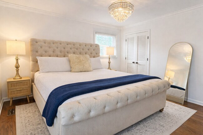 Building Photo - 7601 Bedfordshire Dr