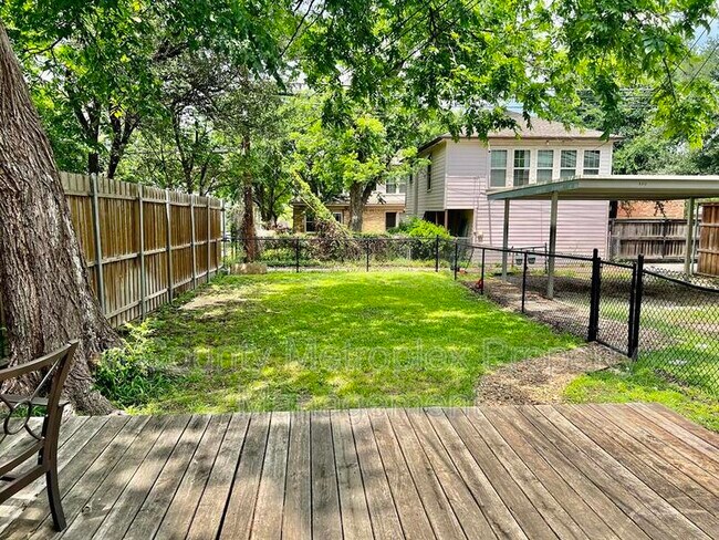 Building Photo - 6355 Velasco Ave