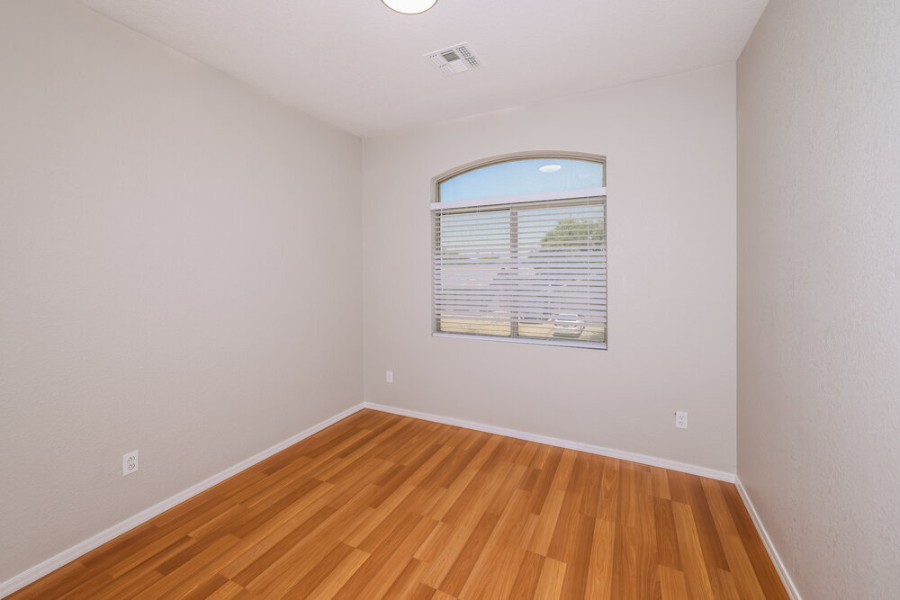 Building Photo - 10757 W Angels Ln