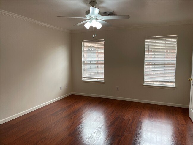 Building Photo - 11735 Alief Clodine Rd