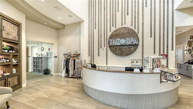 Building Photo - 3016 Formia Ct