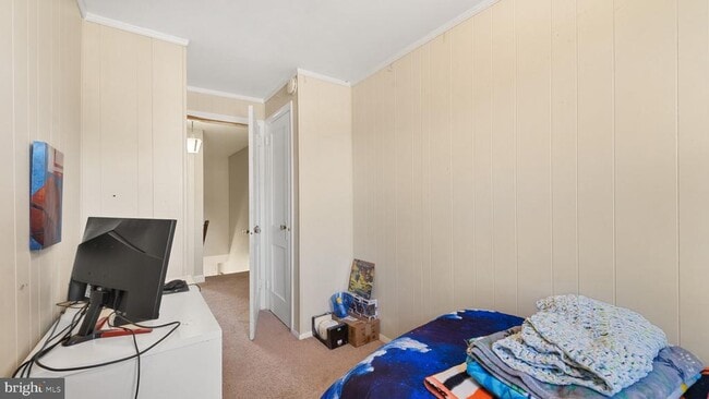 Building Photo - 305 N Bishop Ave