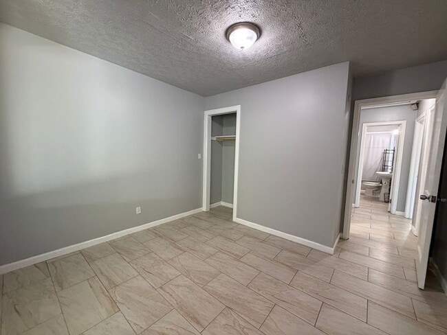 Building Photo - 2157 Nelms Dr SW