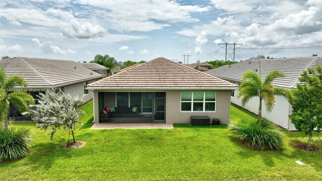 Building Photo - 13455 SW River Rock Rd