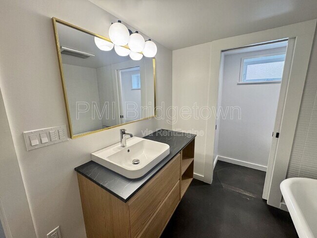 Building Photo - 7300 N Mobile Ave