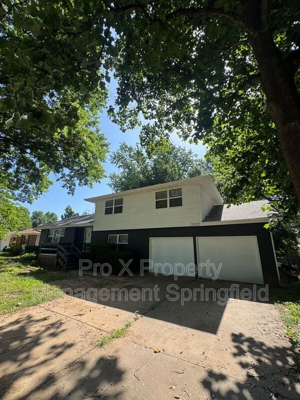 Building Photo - 3332 S Southlyn Pl