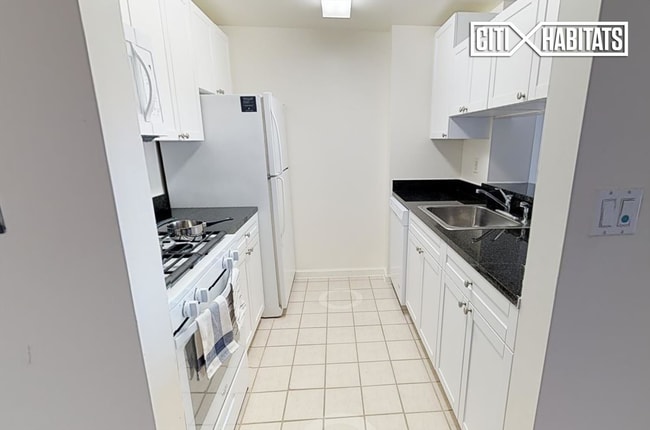 Building Photo - Avalon Riverview