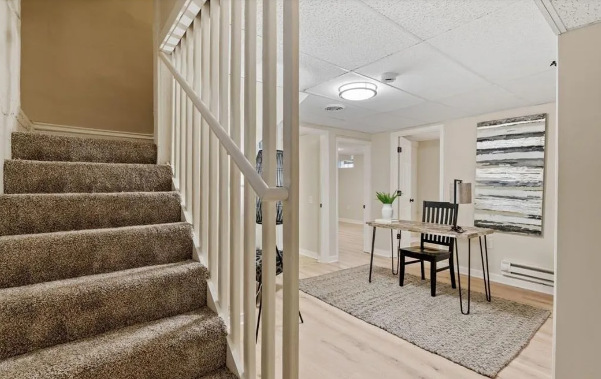 Building Photo - 2915 Lyndale Ave N