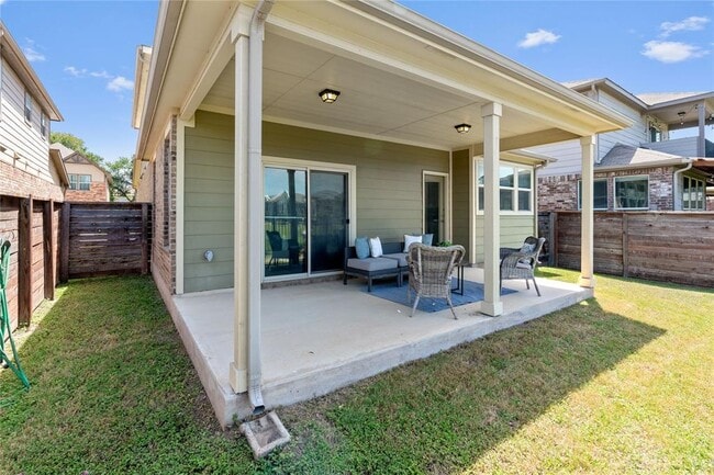 Building Photo - 10423 Turnbull Loop