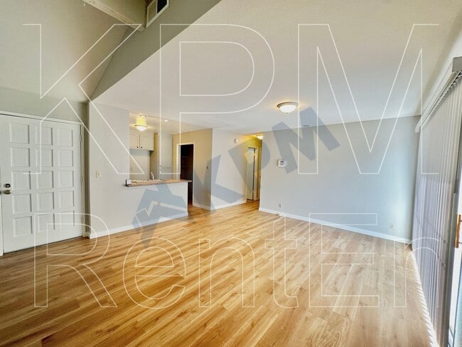 Building Photo - 5530 Fox Sparrow Ct
