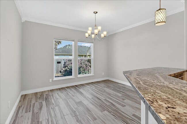 Building Photo - 15229 Barataria Dr