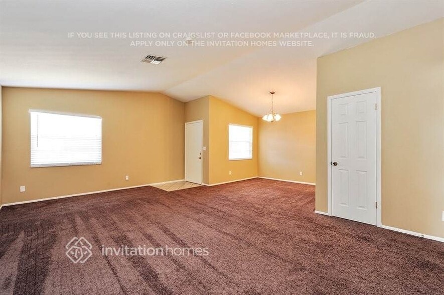 Building Photo - 4128 Gray Squirrel Ln