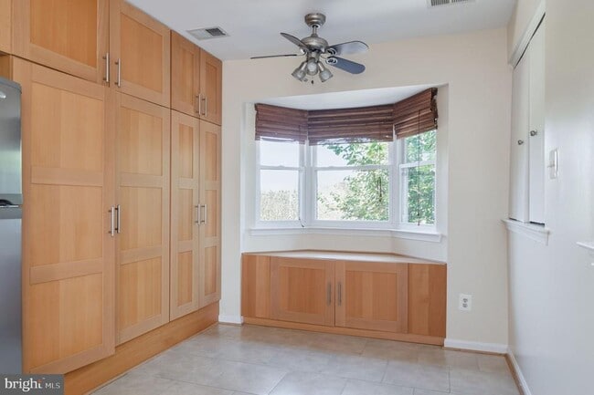 Building Photo - 7886 Brighton Way