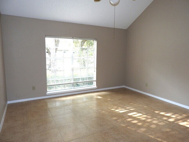 Building Photo - 3015 Cotter Lake Cir